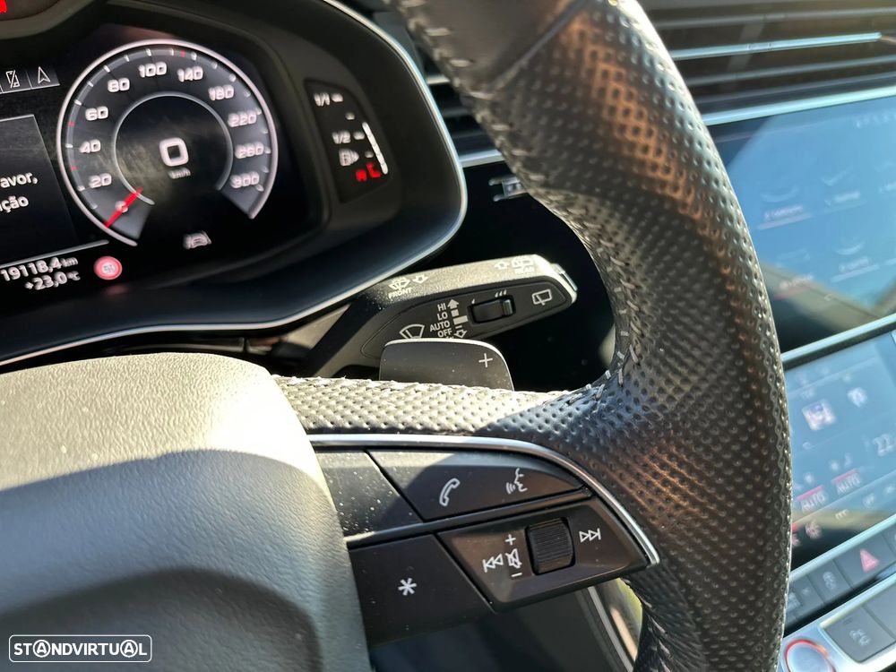 Audi SQ8 4.0 TDI quattro Tiptronic - 32