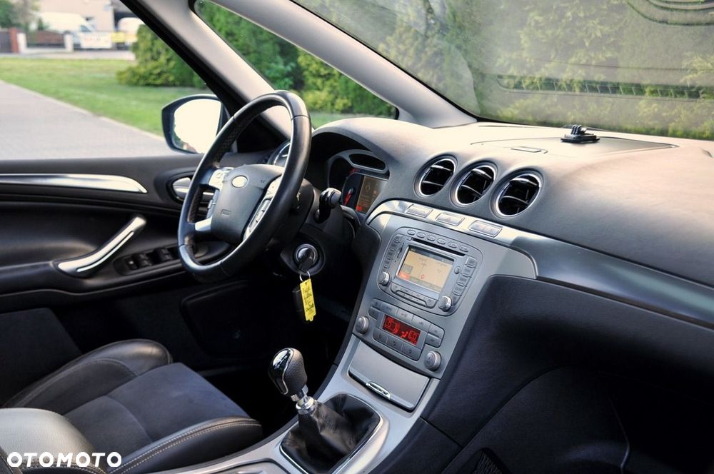 Ford S-Max - 18