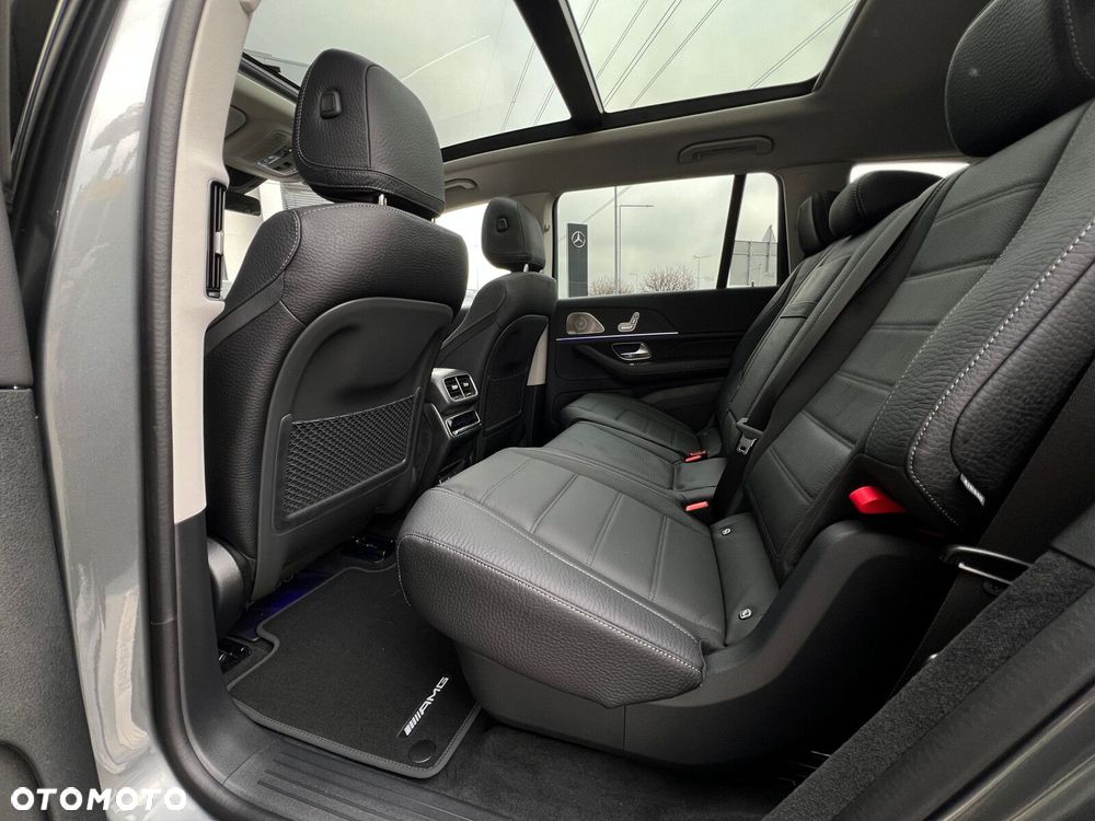 Mercedes-Benz GLS - 11