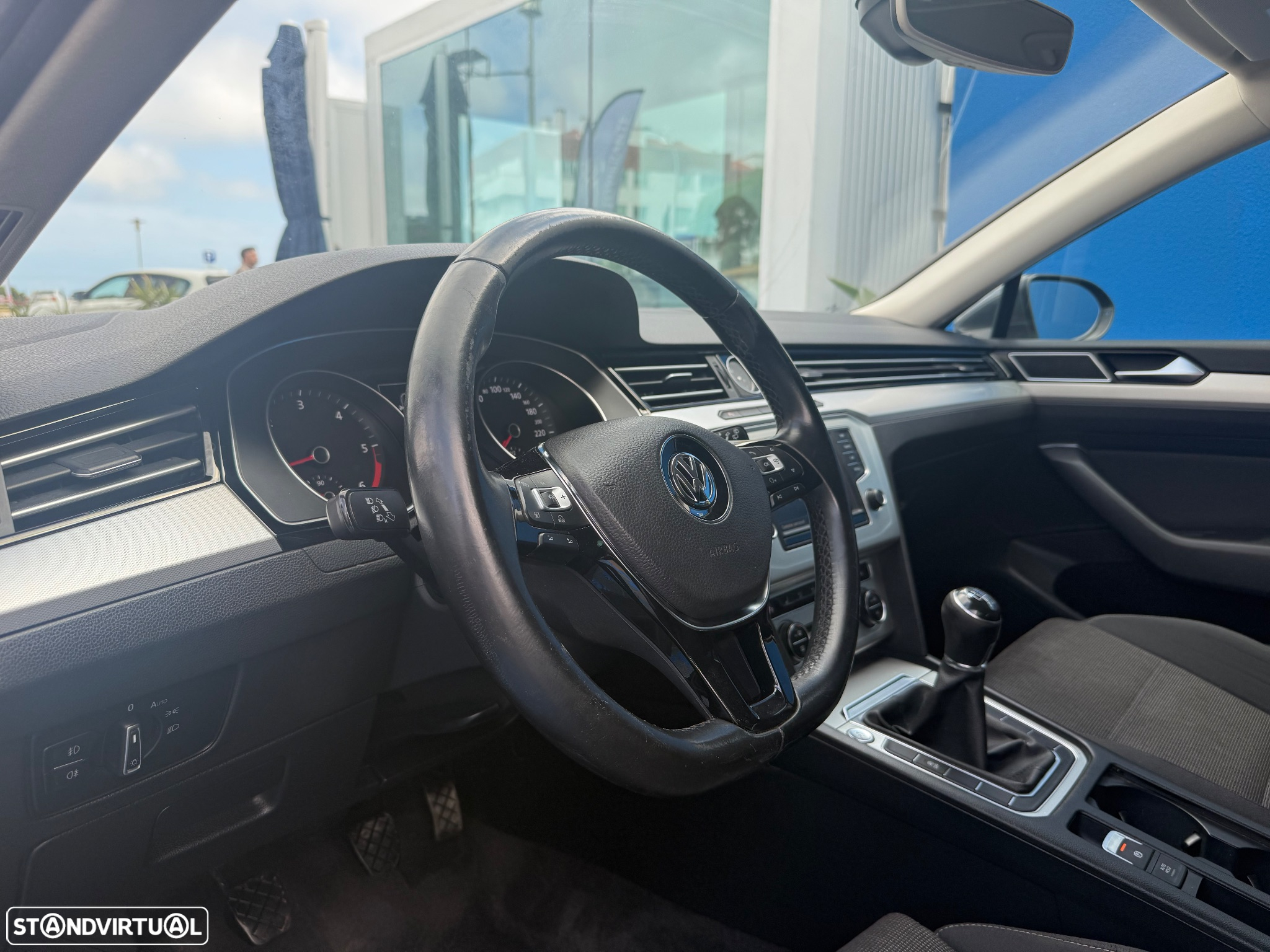 VW Passat Variant 1.6 TDI (BlueMotion ) Comfortline - 8