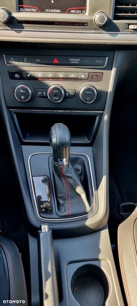 Seat Leon 2.0 TDI DPF Ecomotive DSG FR - 27