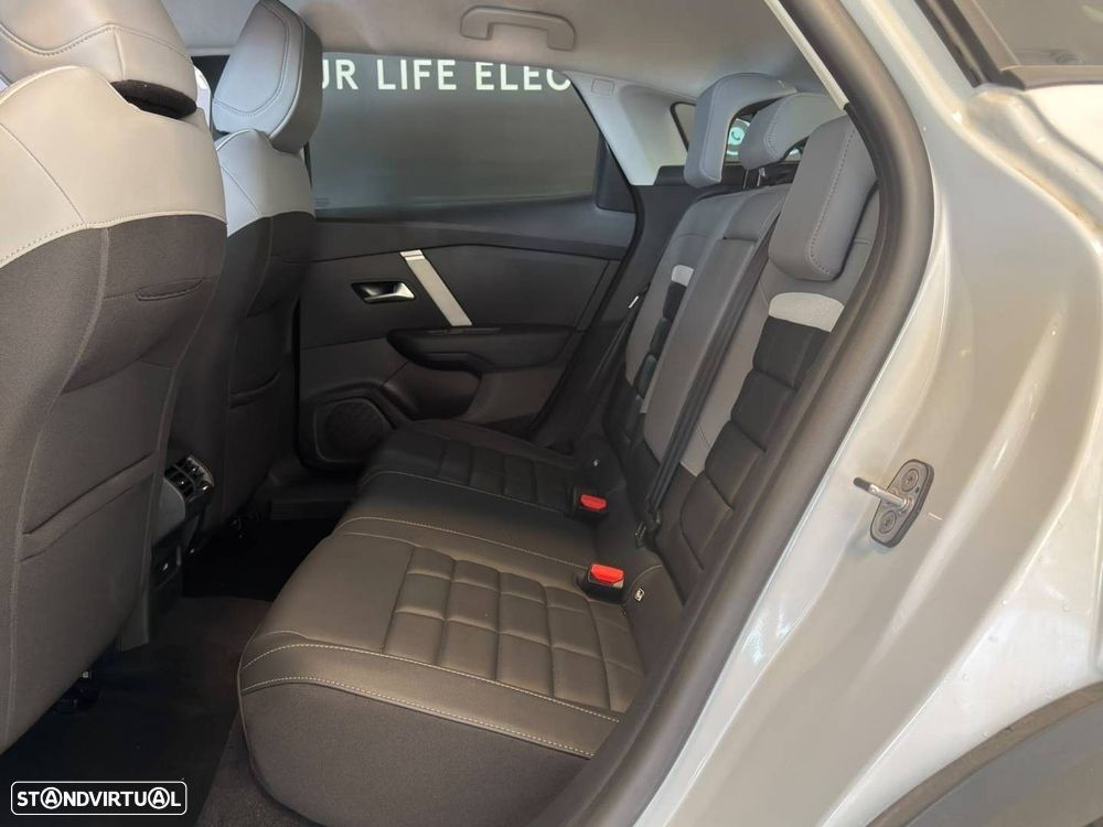 Citroën e-C4 156 MAX - 19
