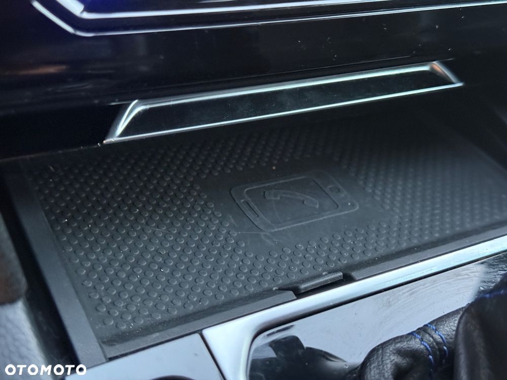 Volkswagen Arteon 2.0 TSI OPF 4Motion DSG R - 18