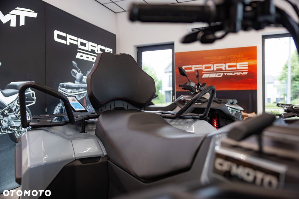 CFMoto CForce - 8
