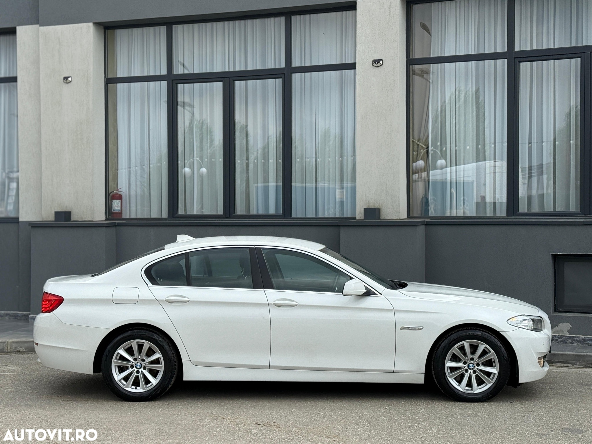 BMW Seria 5 - 10