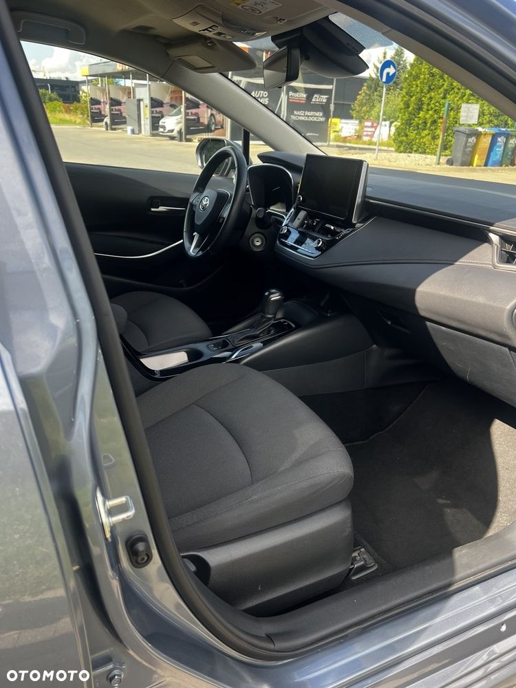 Toyota Corolla - 6