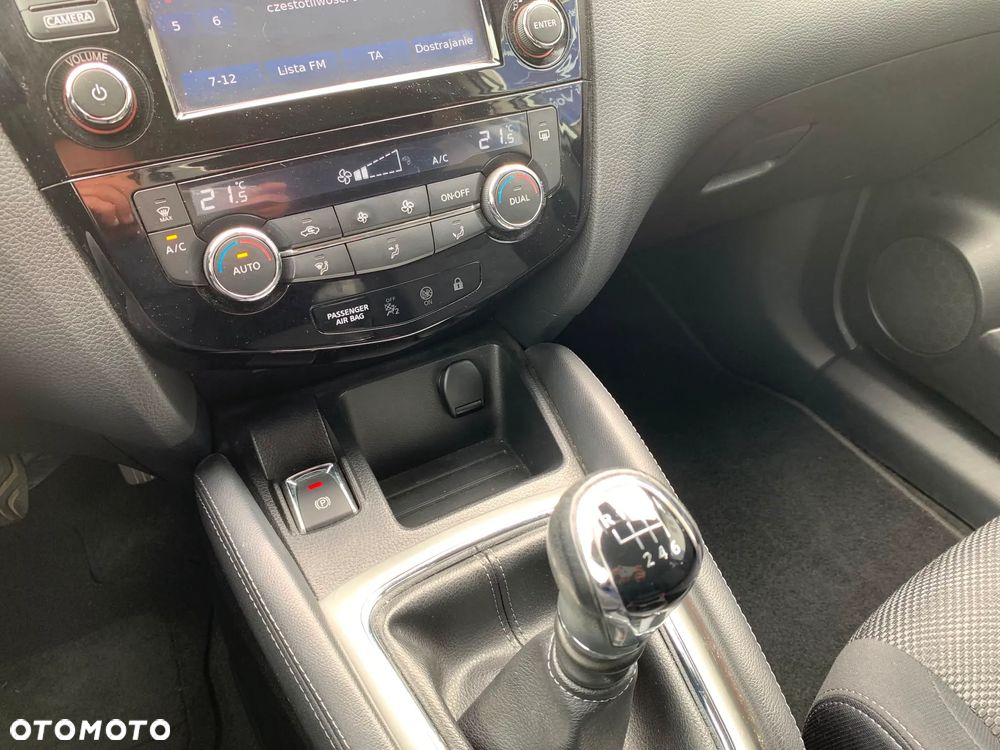 Nissan Qashqai - 15