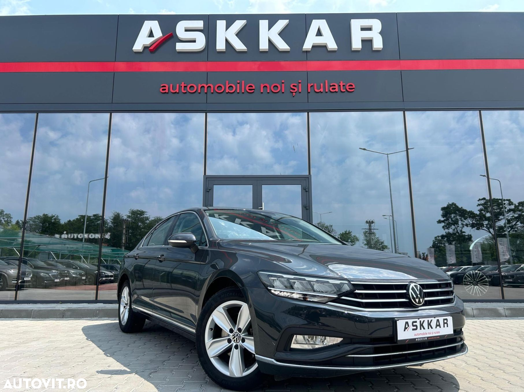 Volkswagen Passat 2.0 TDI DSG Highline - 3