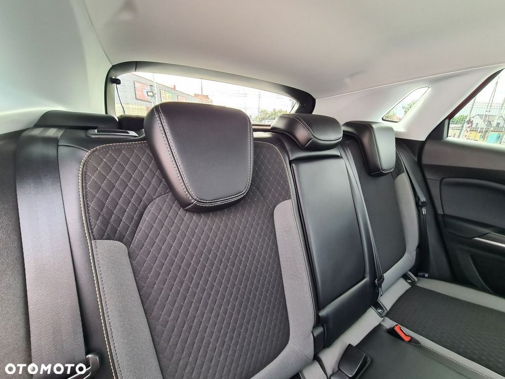 Opel Grandland 1.2 T GS Line S&S - 32