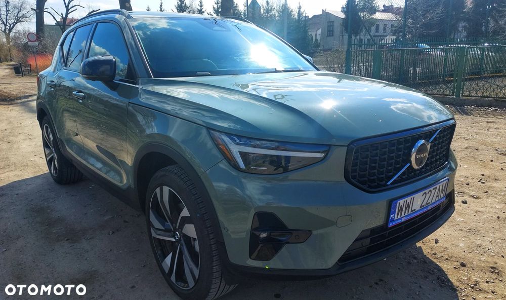 Volvo XC 40 B5 AWD Ultimate Dark - 3