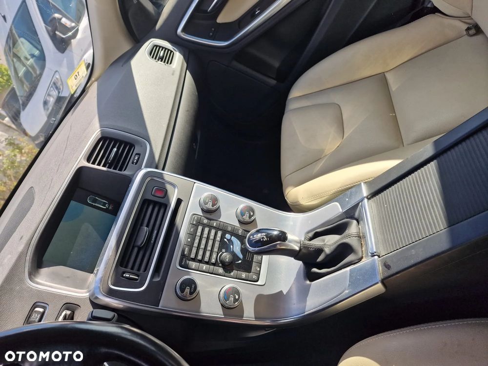 Volvo S60 - 28