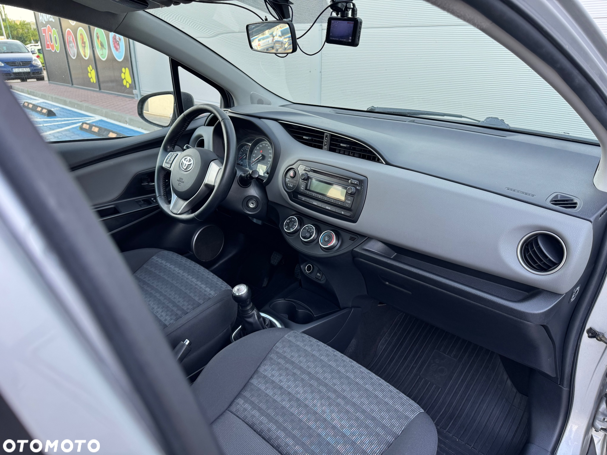 Toyota Yaris 1.0 Active - 11