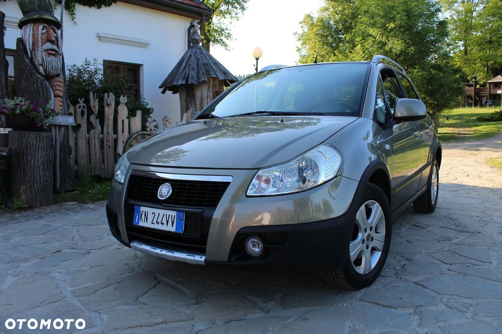 Fiat Sedici 1.6 16V 4x4 Luxury - 1