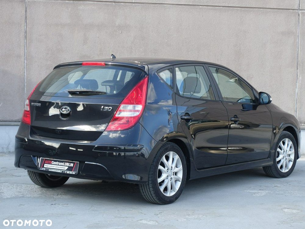 Hyundai i30 - 24