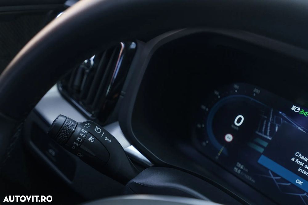 Volvo XC 60 B4 D Plus Bright - 18