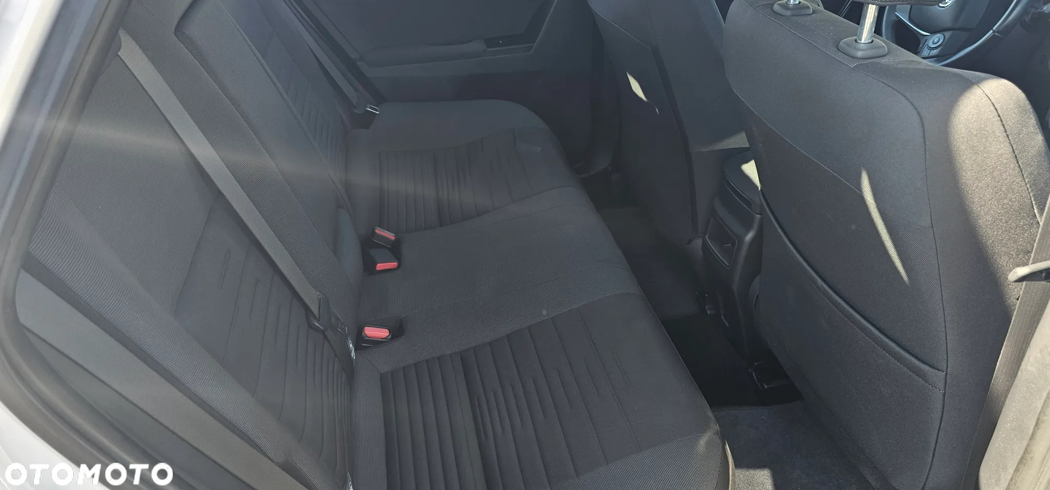 Toyota Auris Hybrid 135 Premium - 21