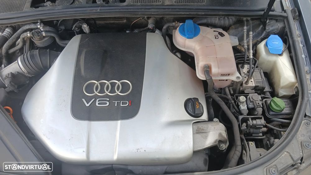 Audi A4 2.5 TDI quattro - 11