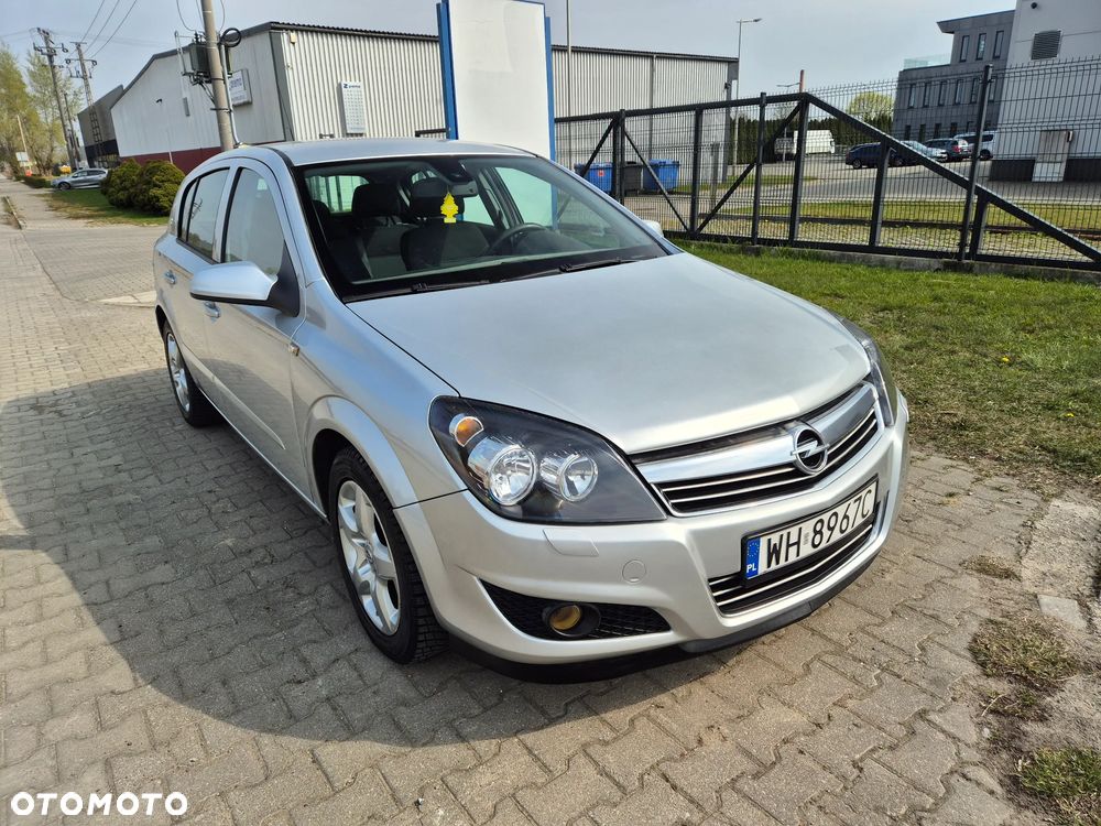 Opel Astra 1.6 Cosmo - 11