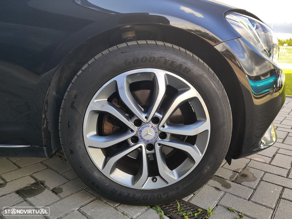 Mercedes-Benz C 220 d Avantgarde - 4