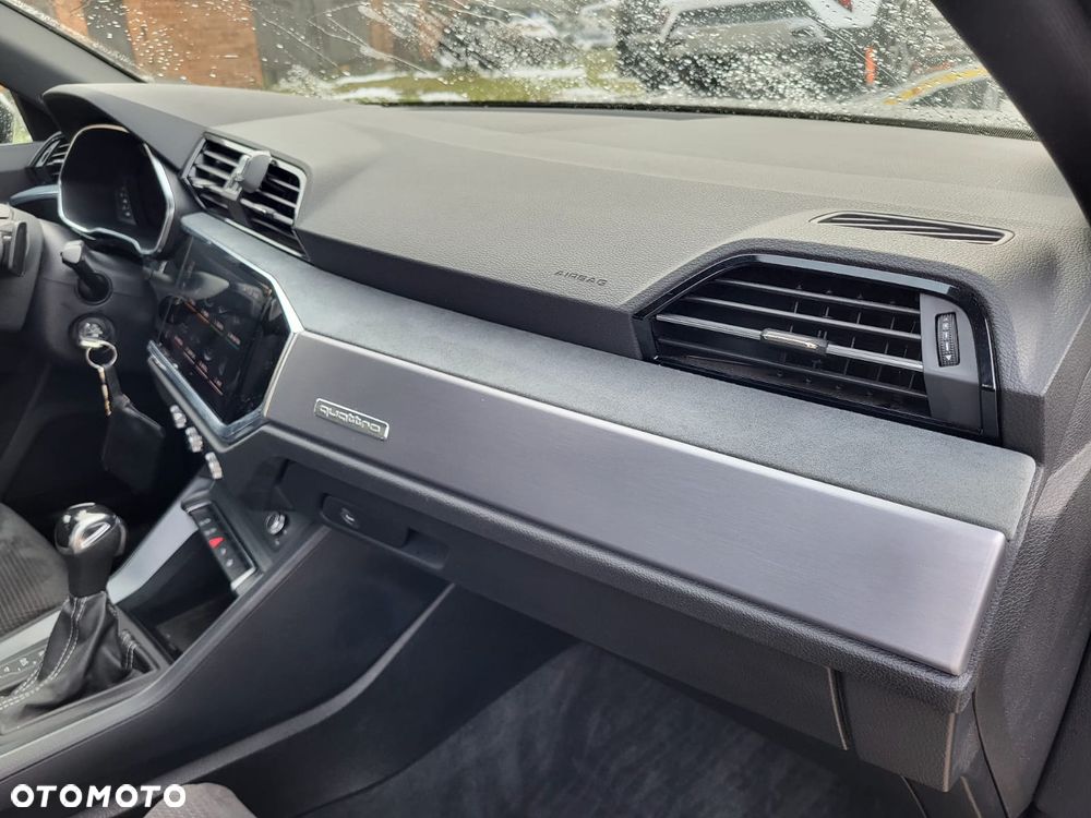 Audi Q3 40 TDI Quattro S tronic S line - 23