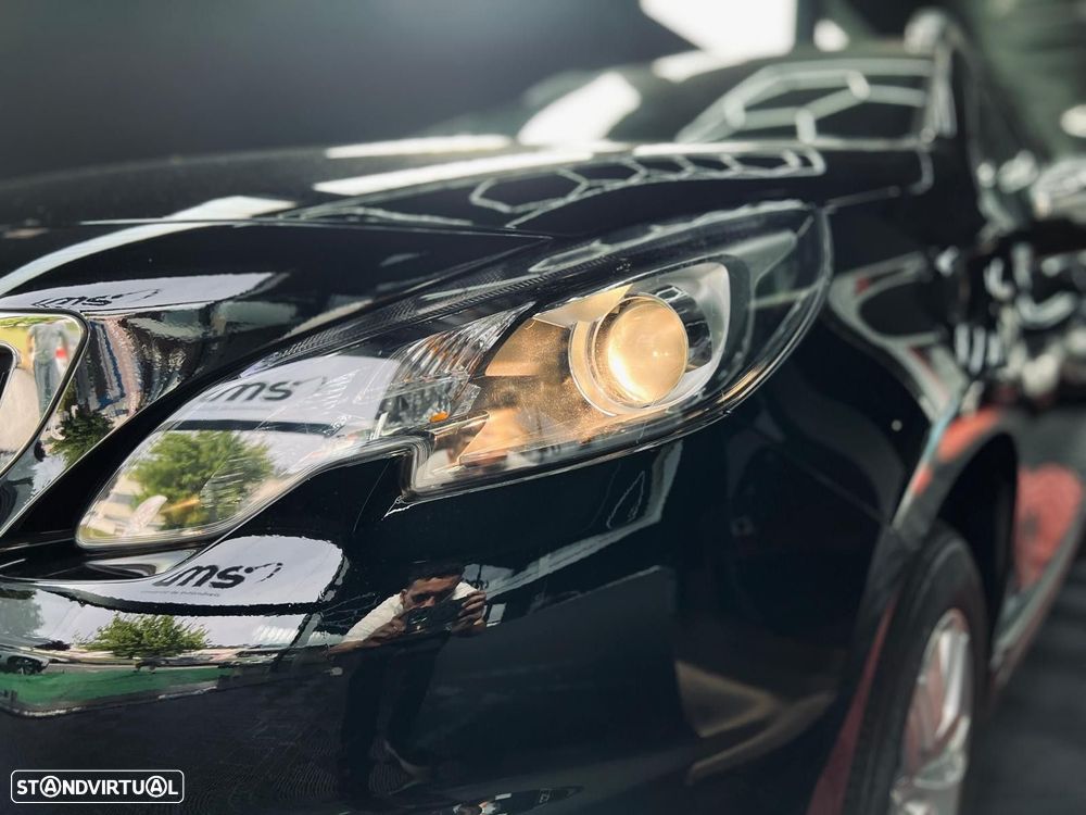 Peugeot 2008 1.2 PureTech Allure - 7