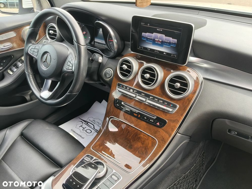 Mercedes-Benz GLC - 14