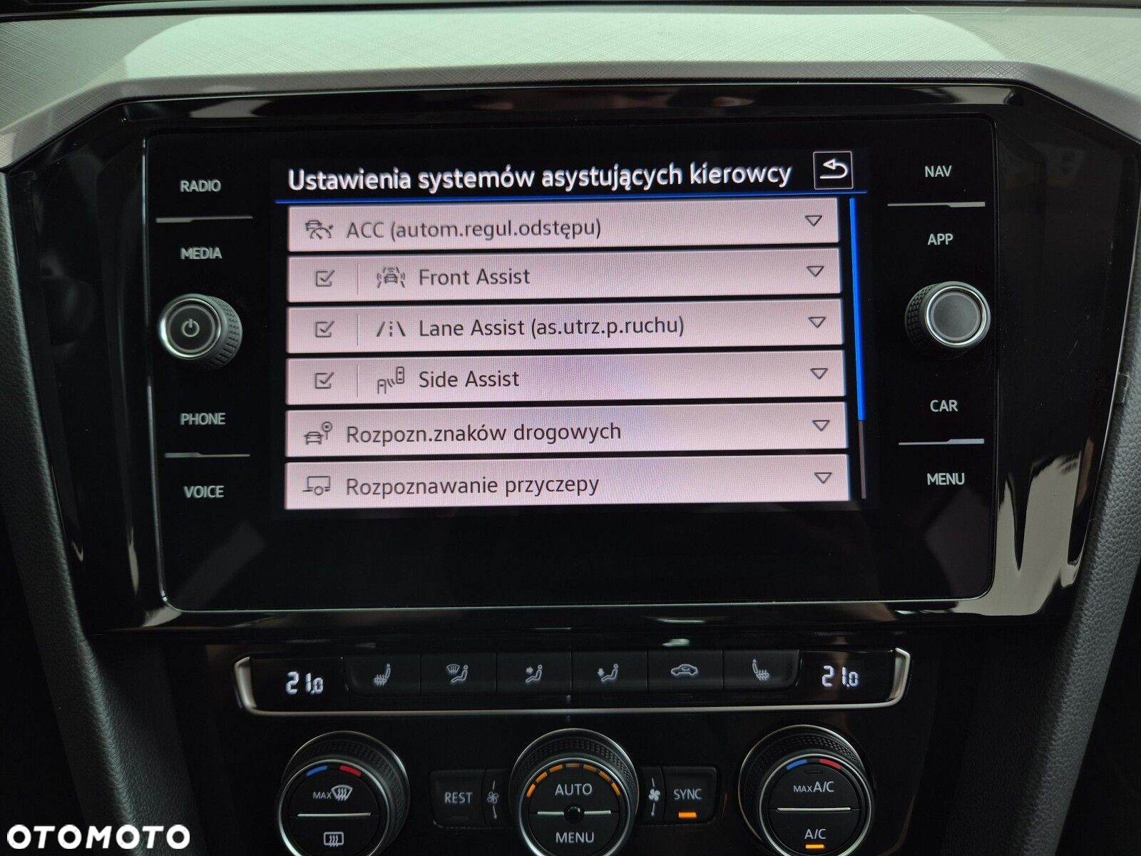 Volkswagen Passat 2.0 TDI EVO Business DSG - 26