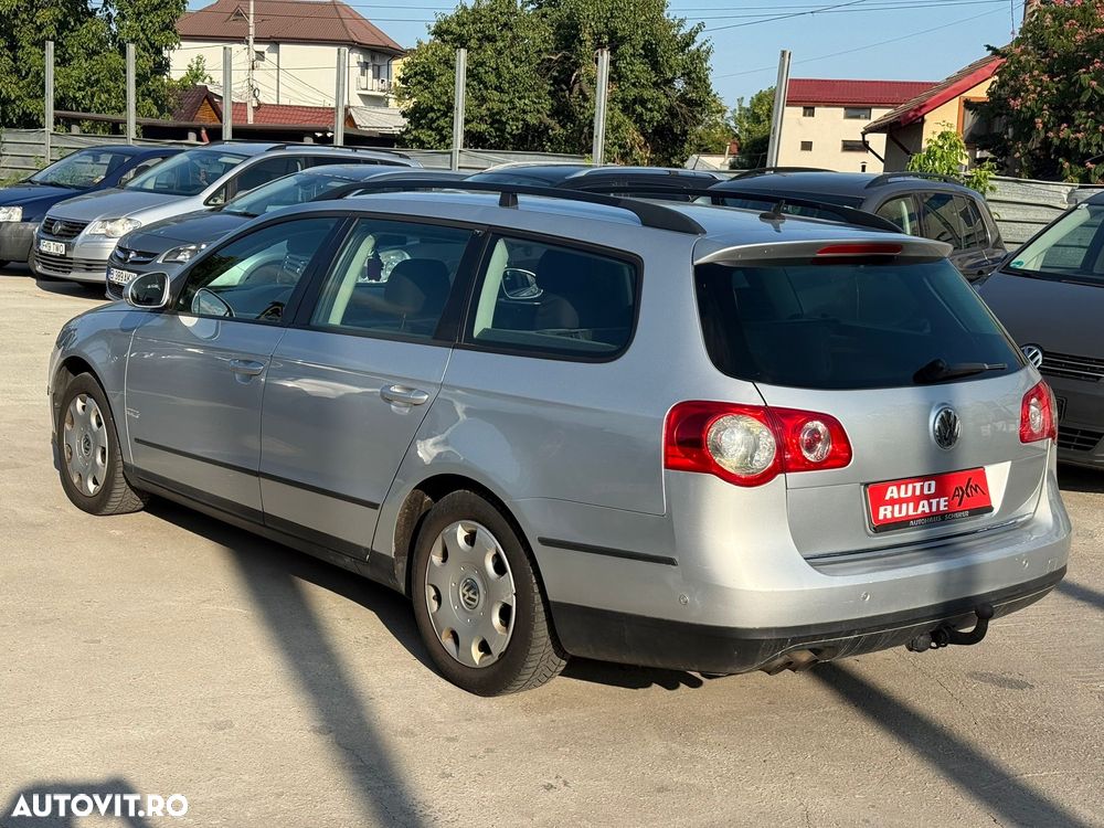 Volkswagen Passat - 4
