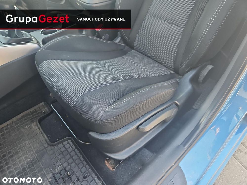 Hyundai i30 1.6 Classic + - 12
