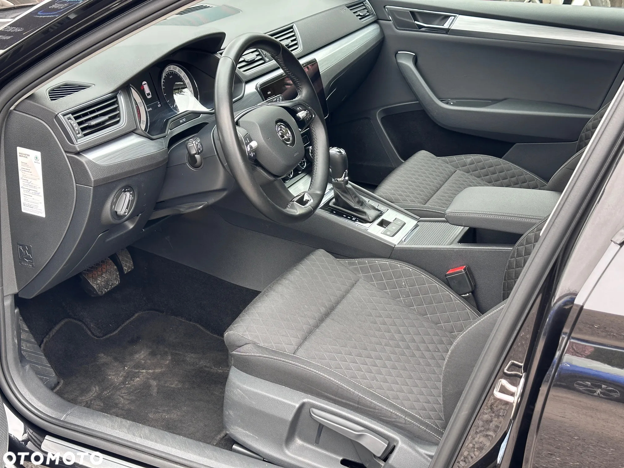 Skoda Superb 2.0 TDI SCR Ambition DSG - 18