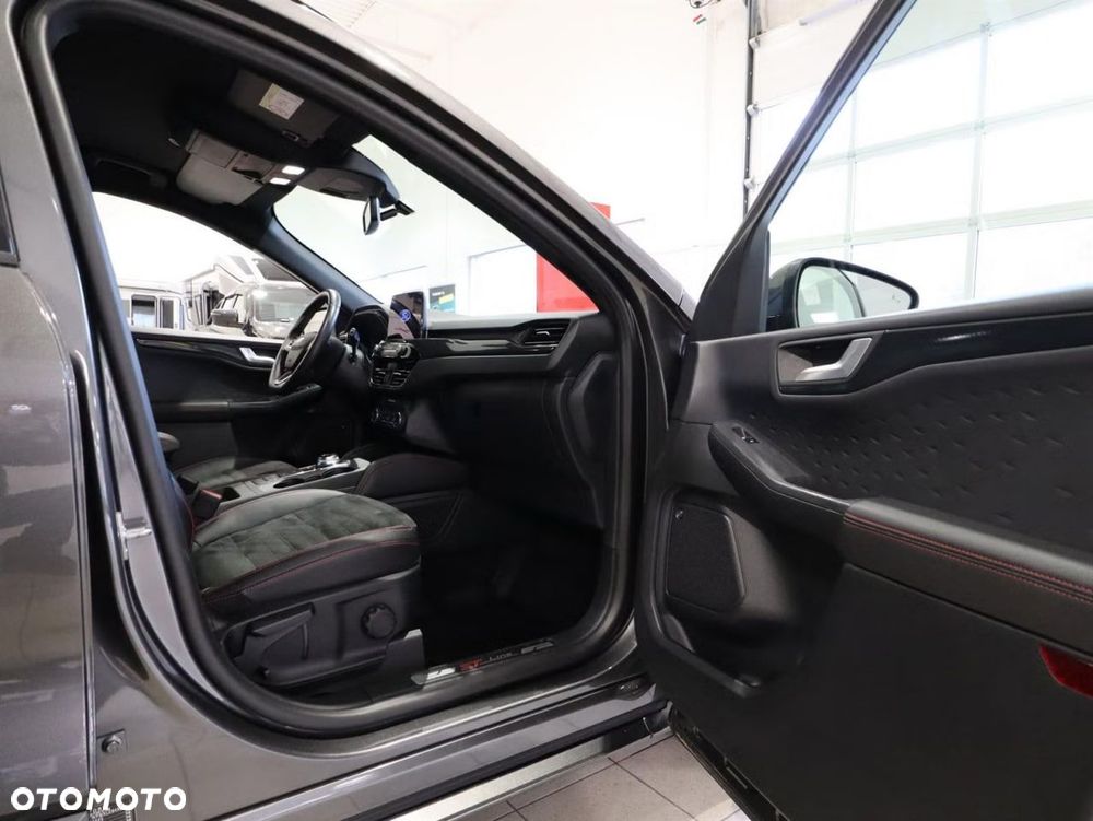Ford Kuga 2.5 Duratec PHEV ST-LINE - 10