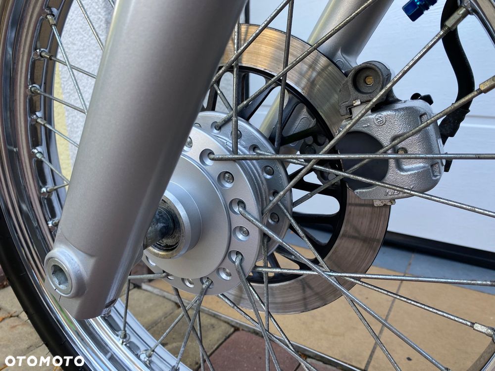 Suzuki Intruder - 30