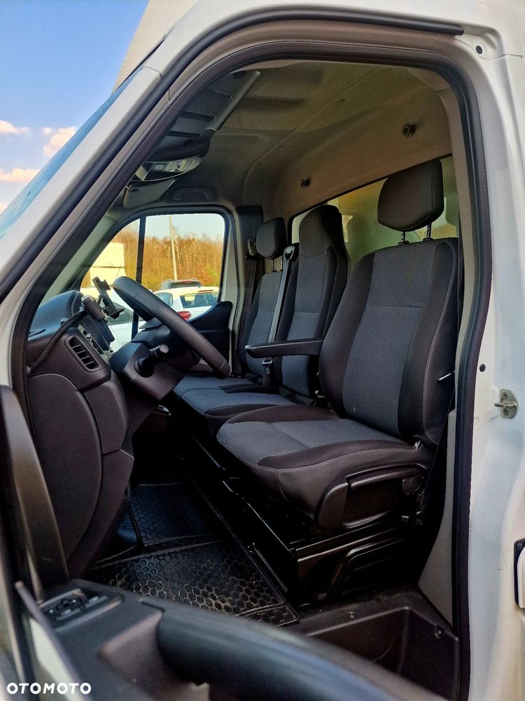 Renault Master - 10