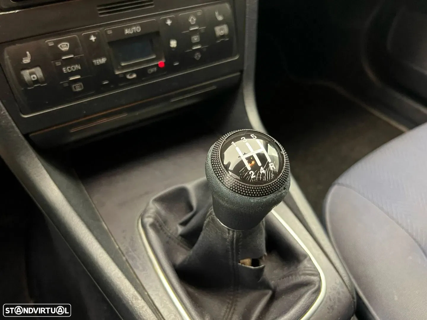 Audi A4 Avant 1.9 TDI Attraction - 7