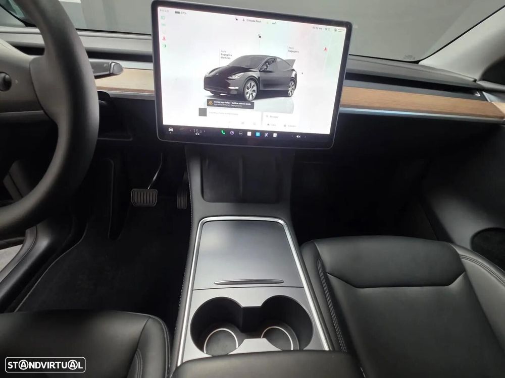 Tesla Model Y Long Range Dual Motor AWD - 16