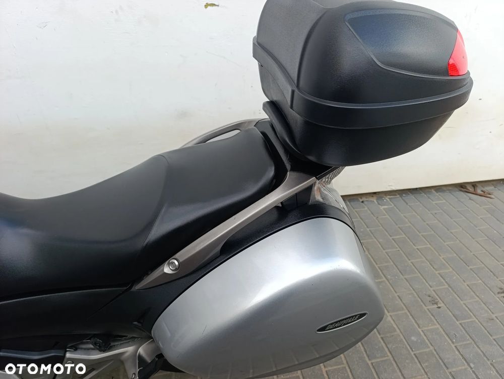 Honda NTV - 16
