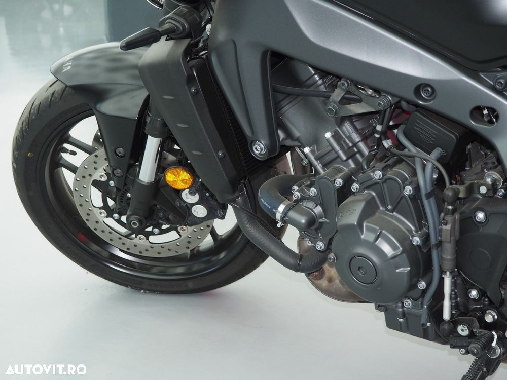 Yamaha MT-09 - 7