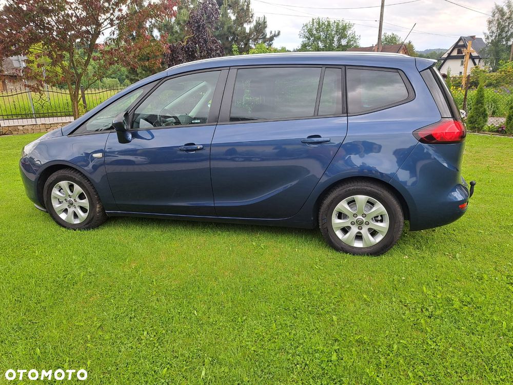 Opel Zafira - 2