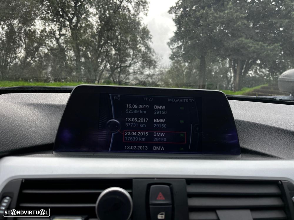 BMW 320 d Navigation Auto - 20
