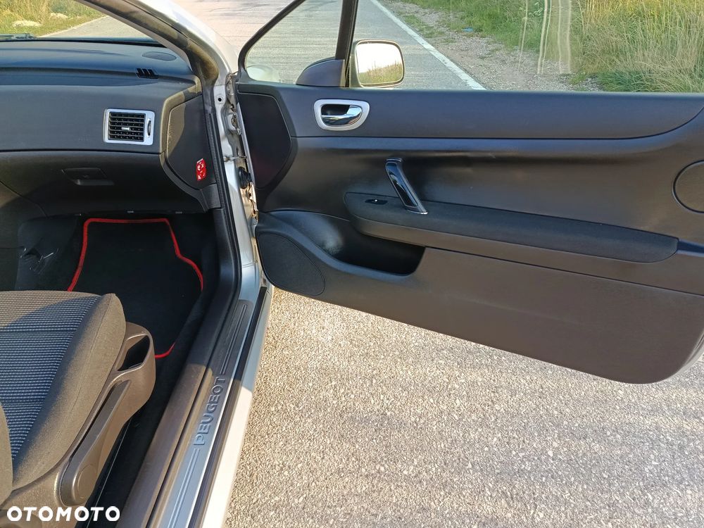 Peugeot 307 CC - 23
