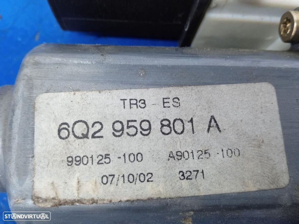 MOTOR ELEVADOR DE VIDRO FRONTAL DIREITO SEAT CORDOBA 2002 -6Q2959801A - 3