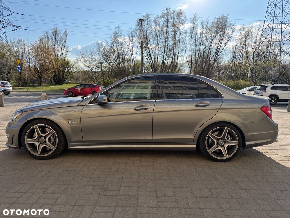 Mercedes-Benz Klasa C 63 AMG 7G-TRONIC - 4