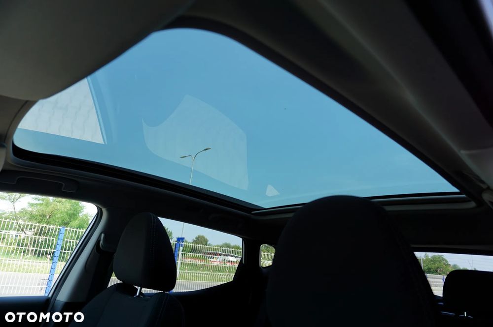 Nissan Qashqai 1.3 DIG-T N-Connecta - 39