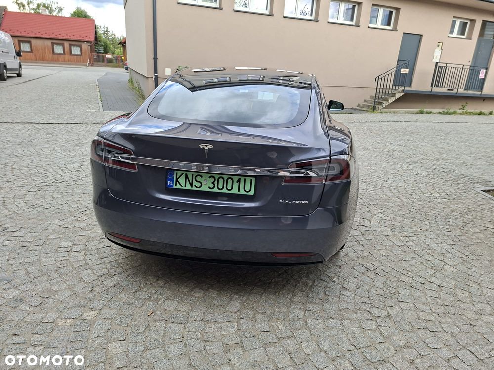 Tesla Model S Maximale Reichweite - 22