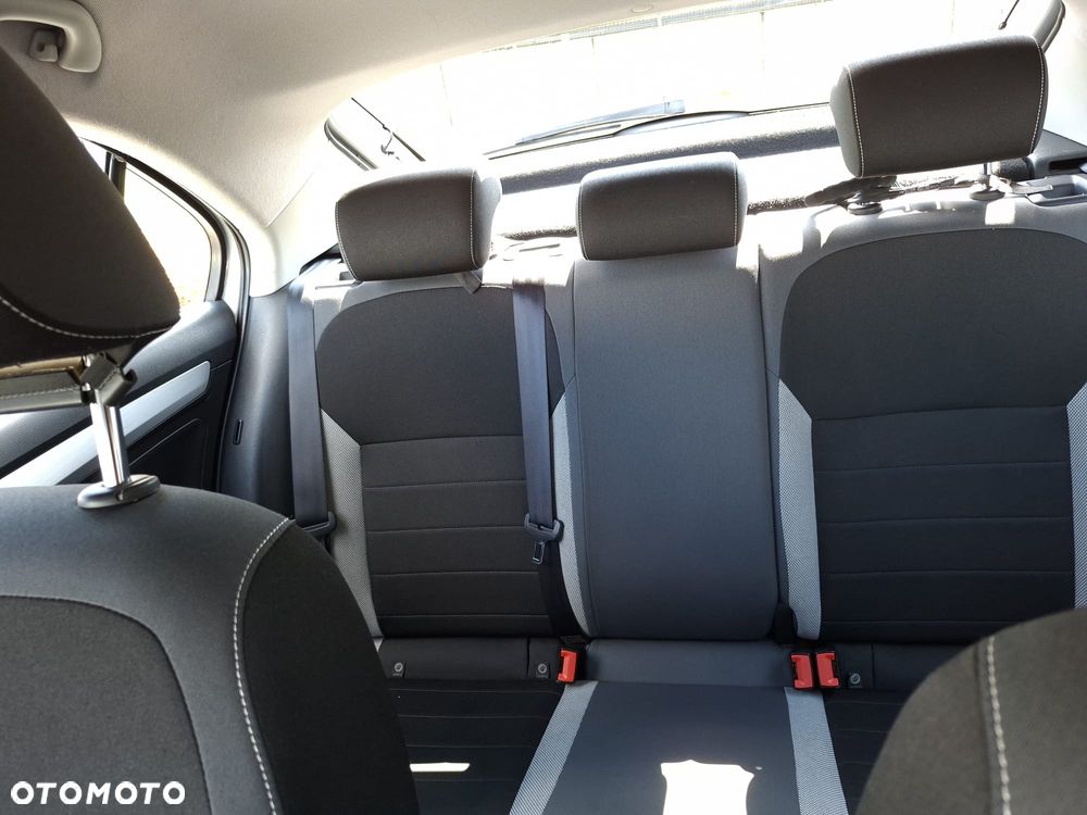 Skoda RAPID 1.0 TSI Ambition - 10