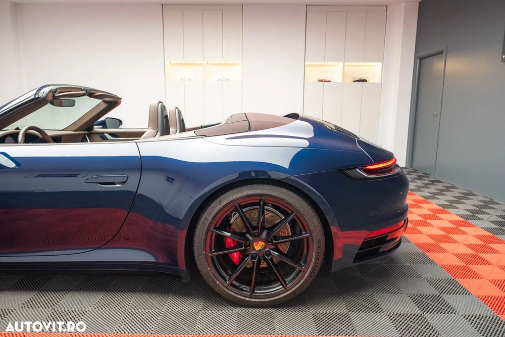 Porsche 911 Carrera 4S PDK - 9