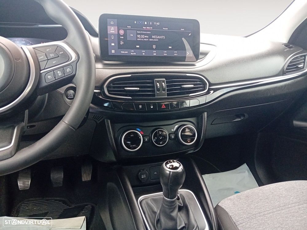 Fiat Tipo Cross 1.0 GSE T3 - 11