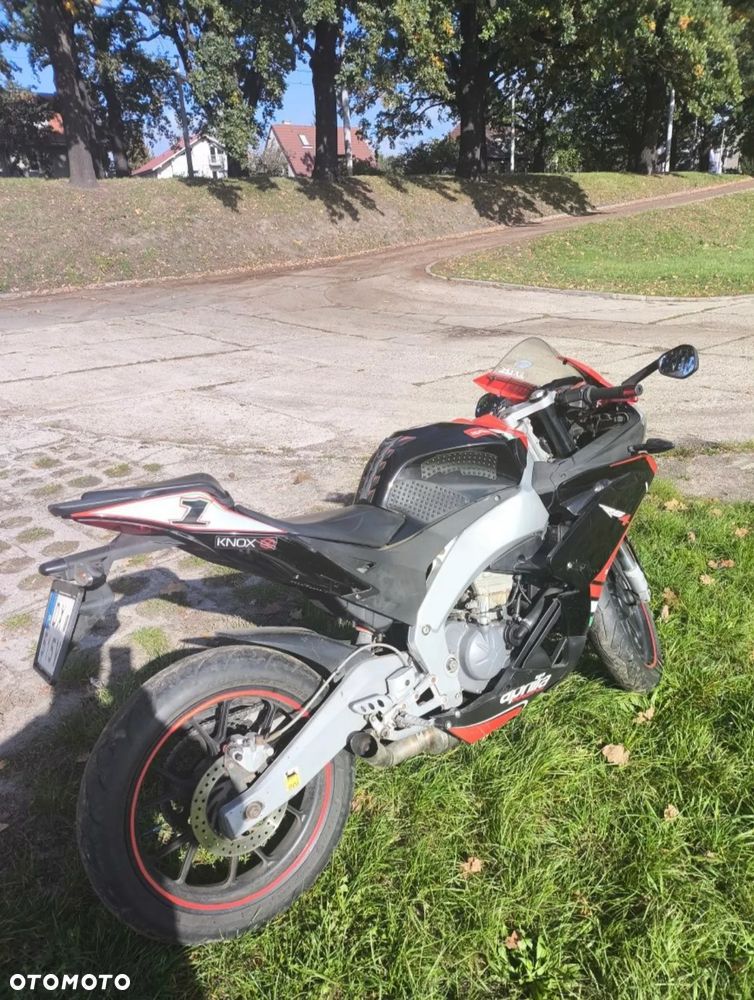 Aprilia RS - 9