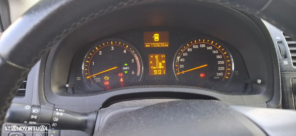 Toyota Avensis SW 2.0 D-4D Exclusive - 8