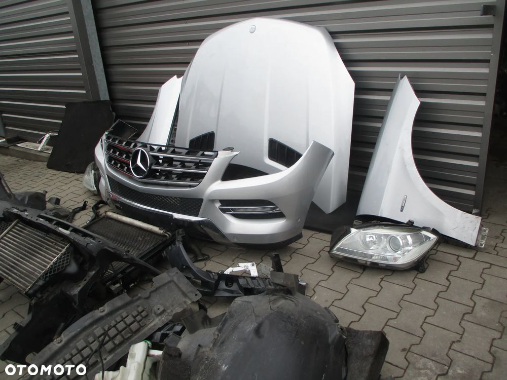 MERCEDES BENZ ML W166 2011- MASKA ZDERZAK KOMPLETNY PRZÓD SREBRNA 775 - 2